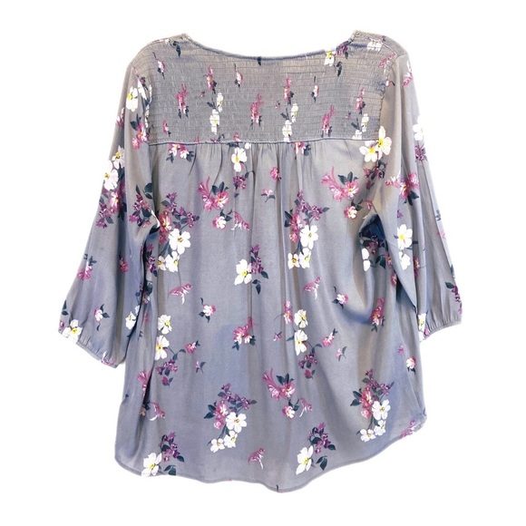 👚 TORRID || Crepe Smocked Floral Blouse- - Picture 11 of 12